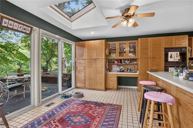 17 Whittakers Mill RD, Williamsburg, VA 23185