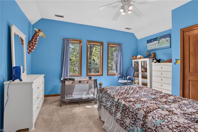 17 Whittakers Mill RD, Williamsburg, VA 23185