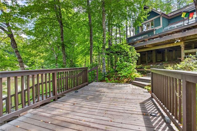 17 Whittakers Mill RD, Williamsburg, VA 23185