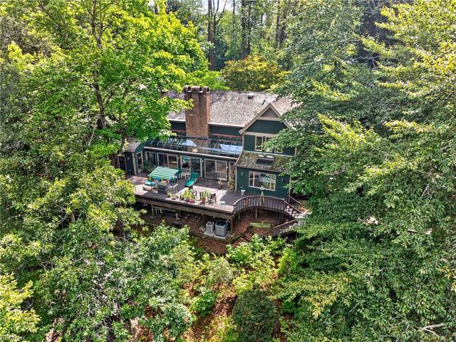 17 Whittakers Mill RD, Williamsburg, VA 23185