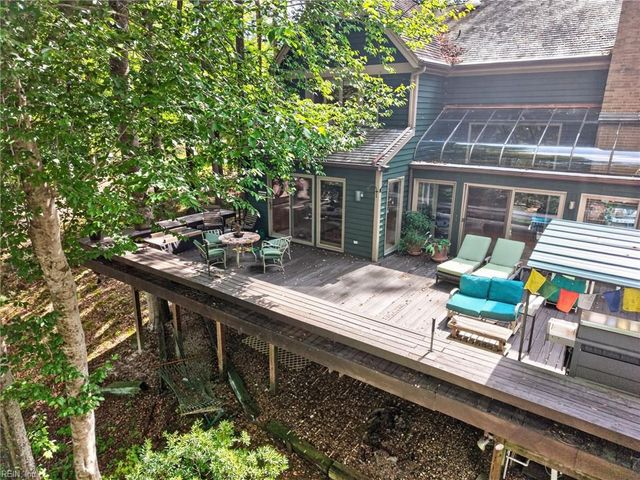 17 Whittakers Mill RD, Williamsburg, VA 23185