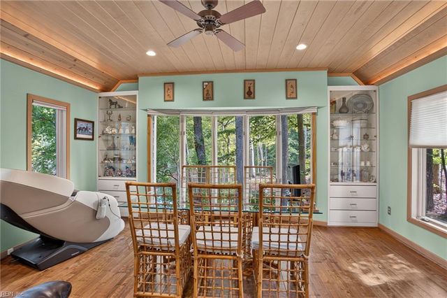 17 Whittakers Mill RD, Williamsburg, VA 23185