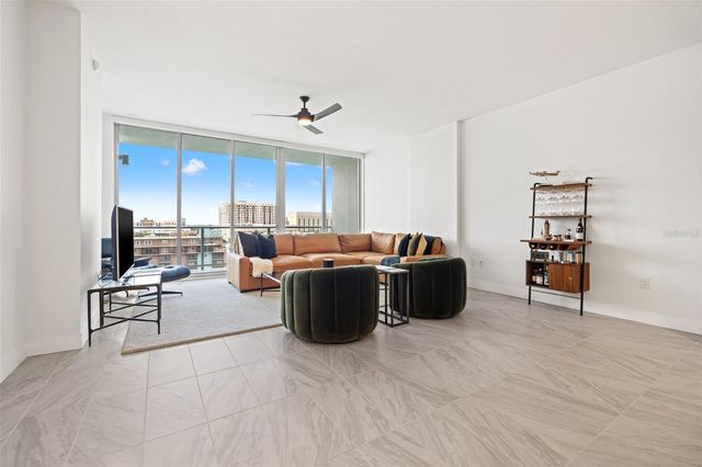777 3RD AVENUE N 806, St Petersburg, FL 33701