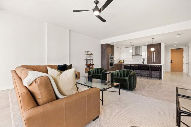 777 3RD AVENUE N 806, St Petersburg, FL 33701