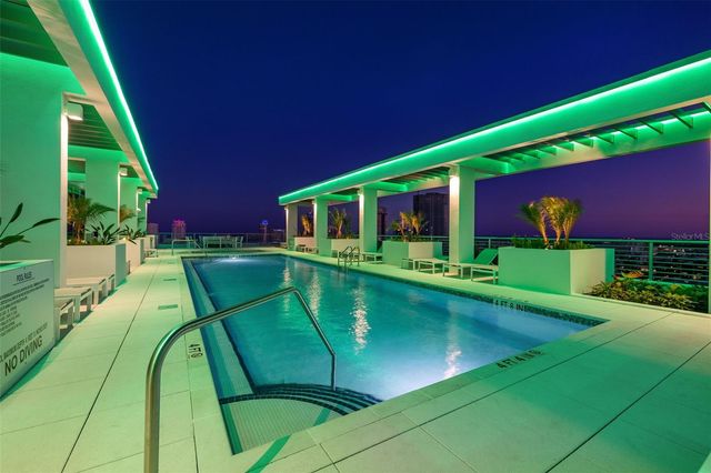 777 3RD AVENUE N 806, St Petersburg, FL 33701