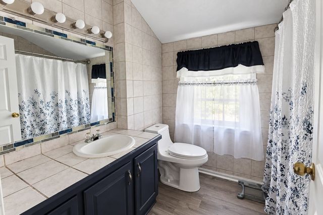 46 Sherwood Drive, Haverhill, MA 01835