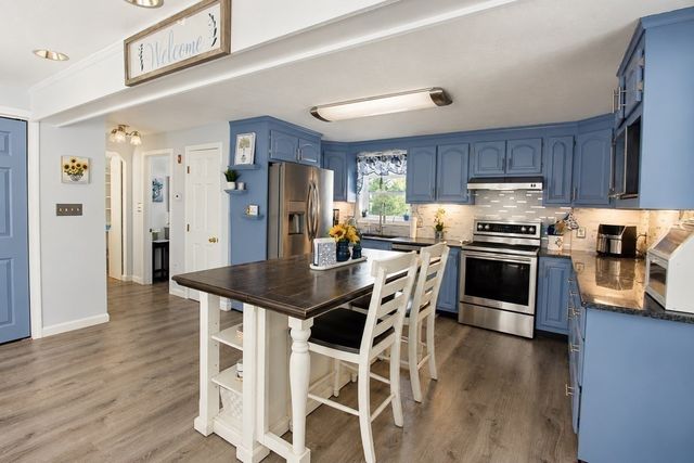 46 Sherwood Drive, Haverhill, MA 01835