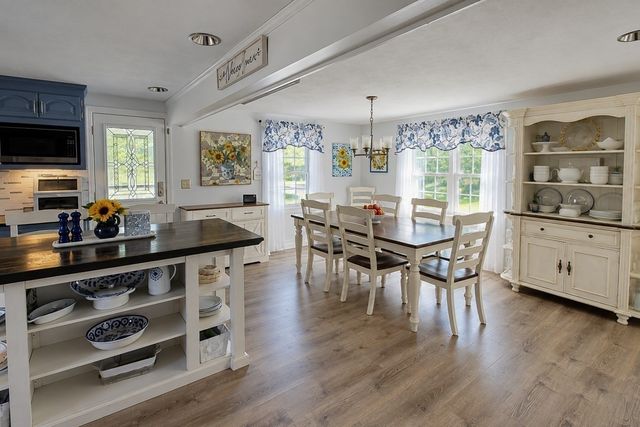 46 Sherwood Drive, Haverhill, MA 01835