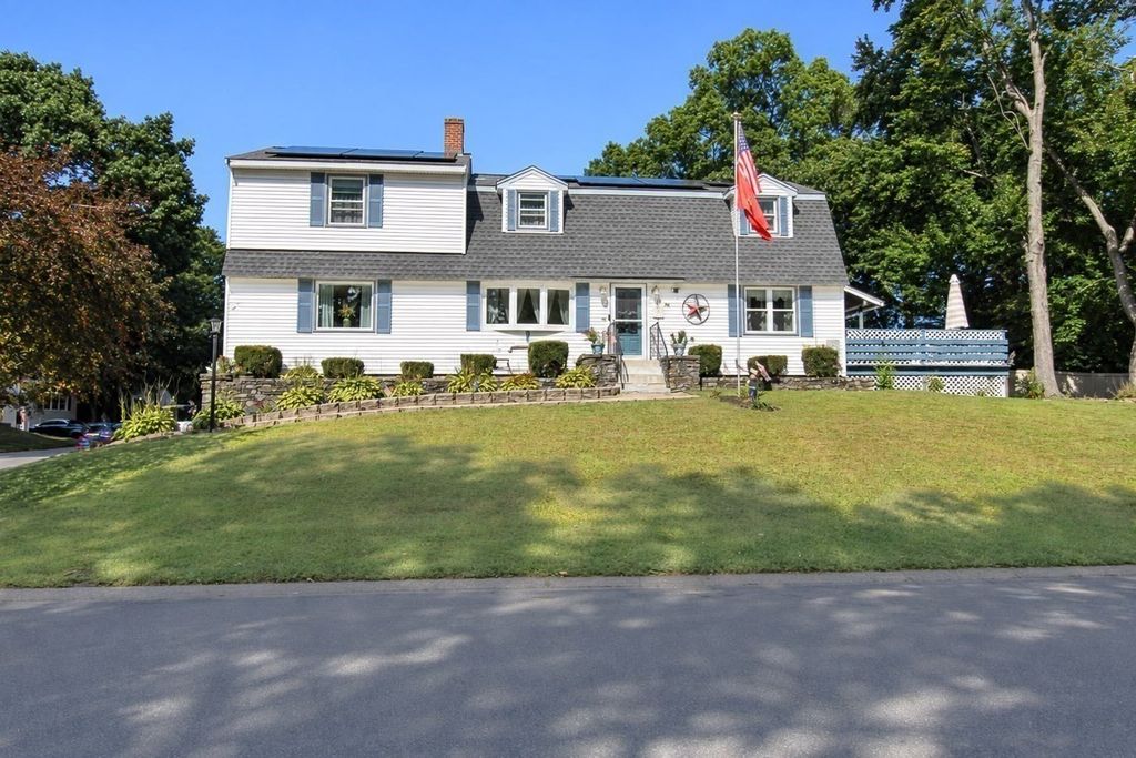 46 Sherwood Drive, Haverhill, MA 01835
