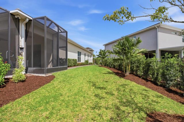 4590 SW ARDSLEY Drive, Stuart, FL 34997