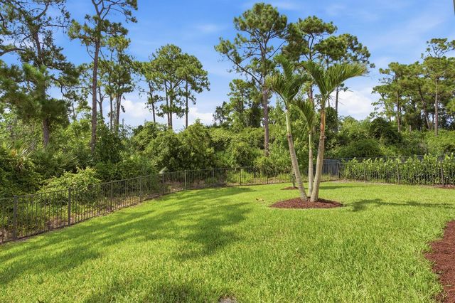 4590 SW ARDSLEY Drive, Stuart, FL 34997
