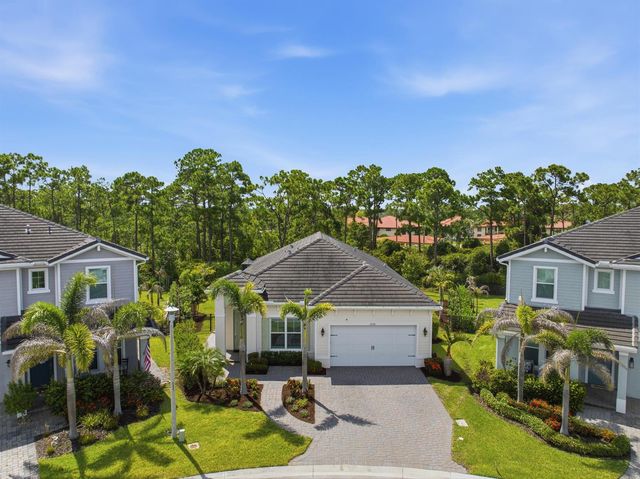 4590 SW ARDSLEY Drive, Stuart, FL 34997