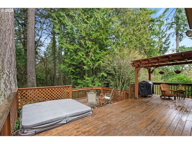 8995 Sw 176TH Ave, Beaverton, OR 97007