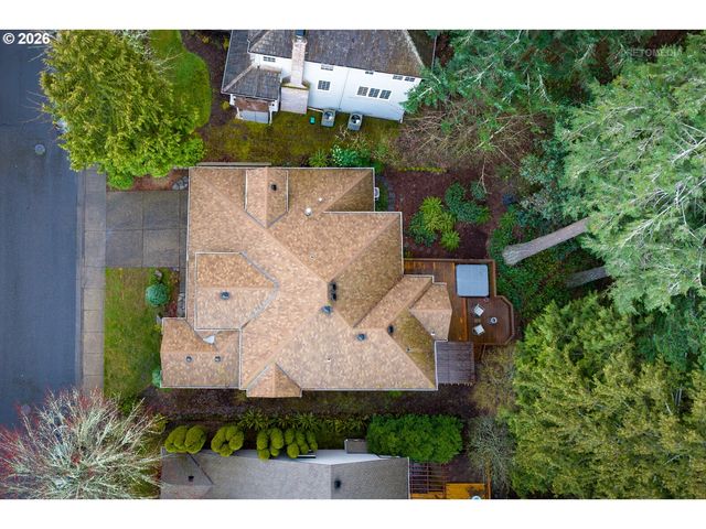 8995 Sw 176TH Ave, Beaverton, OR 97007