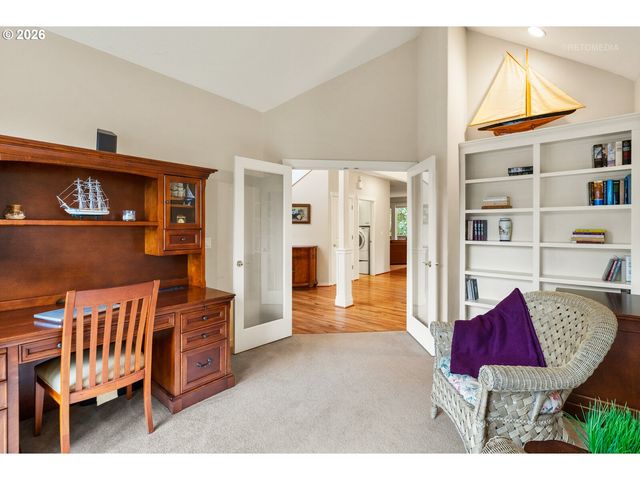 8995 Sw 176TH Ave, Beaverton, OR 97007