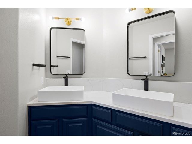 430 Lorraway Dr, Castle Rock, CO 80108