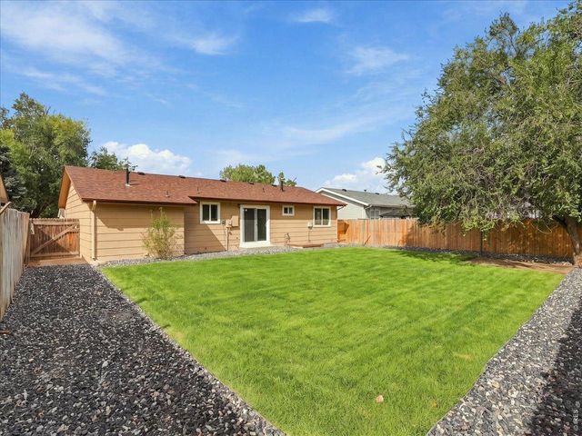 910 Dogwood Ave, Fort Lupton, CO 80621