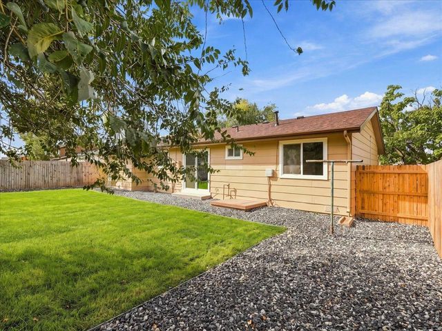 910 Dogwood Ave, Fort Lupton, CO 80621