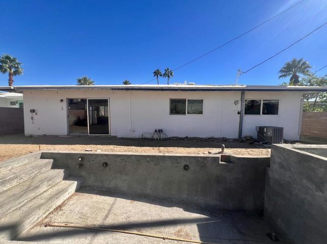 633 N Plaza Amigo, Palm Springs, CA 92262