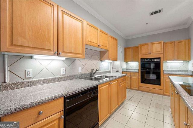 2015 Barrett Lakes Boulevard NW 415, Kennesaw, GA 30144