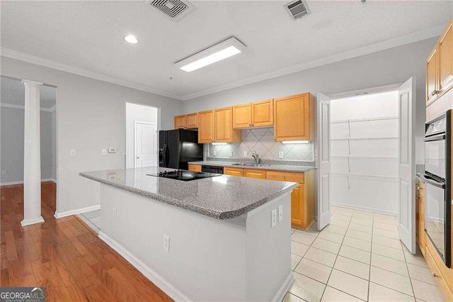 2015 Barrett Lakes Boulevard NW 415, Kennesaw, GA 30144
