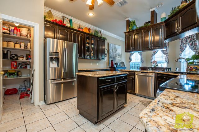 6010 Kingsbridge Drive, San Angelo, TX 76901
