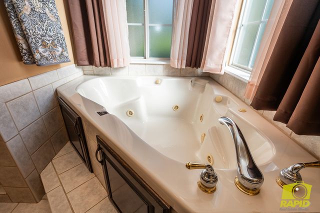 6010 Kingsbridge Drive, San Angelo, TX 76901