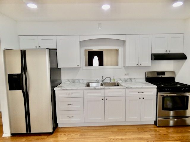 16017 Carol Avenue, Harvey, IL 60426