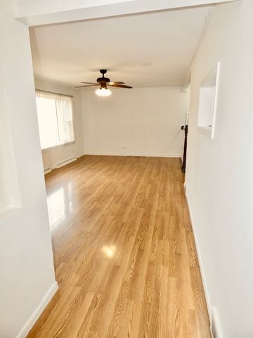 16017 Carol Avenue, Harvey, IL 60426