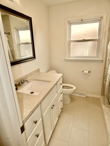 16017 Carol Avenue, Harvey, IL 60426