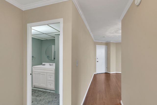 3415 West End Ave Apt 801B, Nashville, TN 37203