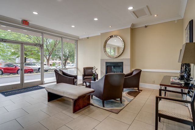 3415 West End Ave Apt 801B, Nashville, TN 37203