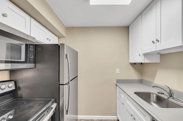 3415 West End Ave Apt 801B, Nashville, TN 37203