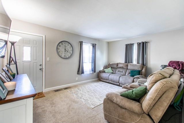 5512 37th AVENUE, Kenosha, WI 53144
