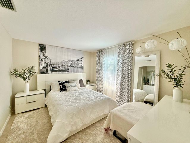 12207 COTORRO AVENUE, North Port, FL 34287