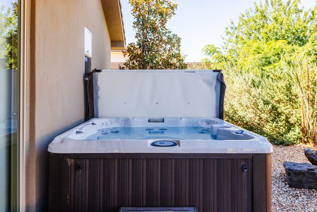 3648 W 2690 S, Hurricane, UT 84737