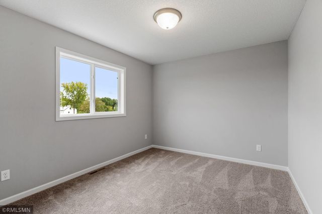 2621 Ivan Avenue NE, Saint Michael, MN 55376