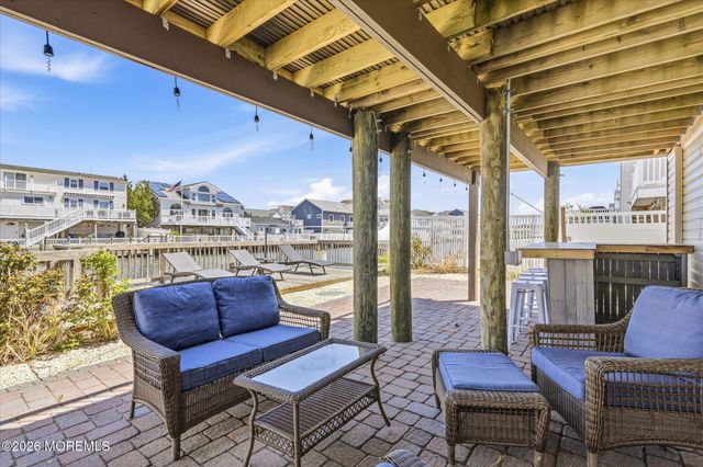 1254 Paul Boulevard, Manahawkin, NJ 08050