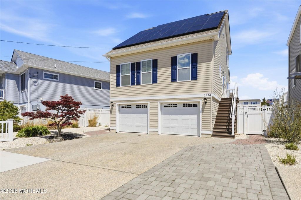1254 Paul Boulevard, Manahawkin, NJ 08050