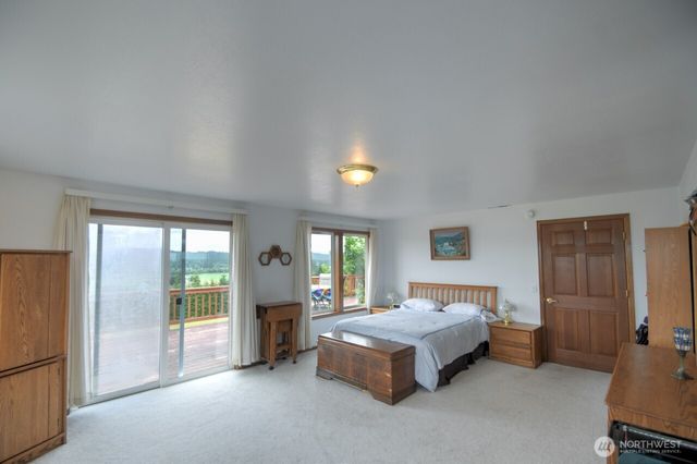77 Rue Creek Road, Menlo, WA 98577