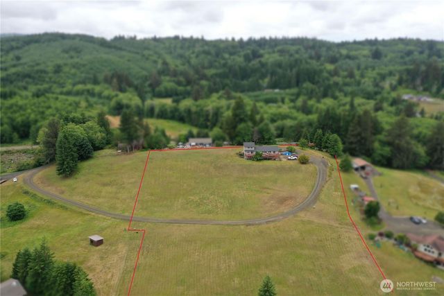 77 Rue Creek Road, Menlo, WA 98577
