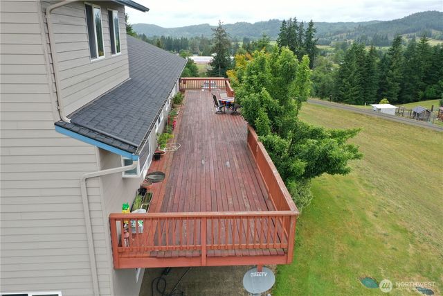 77 Rue Creek Road, Menlo, WA 98577