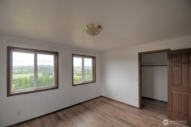 77 Rue Creek Road, Menlo, WA 98577