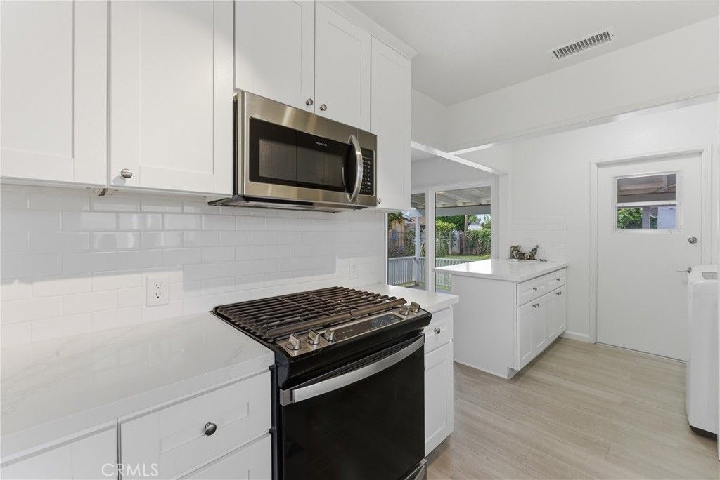 Image 23 of property listing at 11526 Bradhurst, Whittier, CA 90606