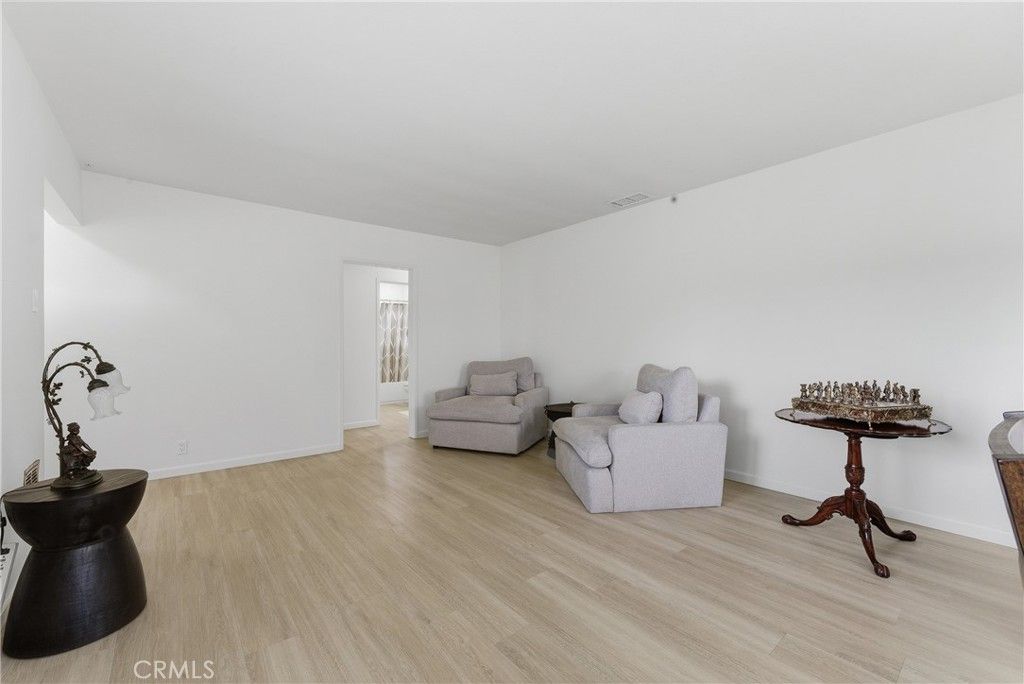 Image 6 of property listing at 11526 Bradhurst, Whittier, CA 90606