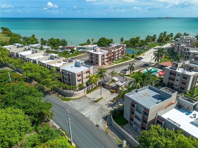 Cala de Hucares CARR 3 KM 66.7 B-208, Naguabo, PR 00718