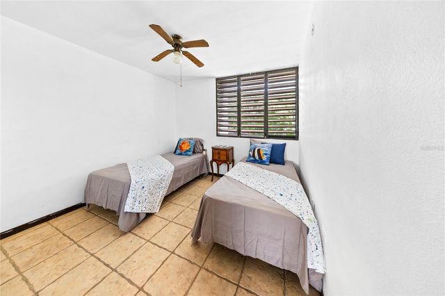 Cala de Hucares CARR 3 KM 66.7 B-208, Naguabo, PR 00718