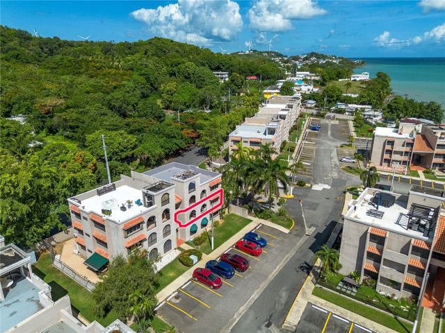 Cala de Hucares CARR 3 KM 66.7 B-208, Naguabo, PR 00718