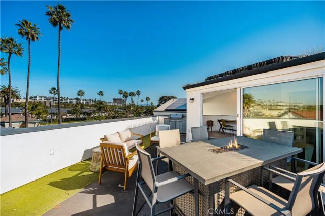 4405 Channel Place, Newport Beach, CA 92663
