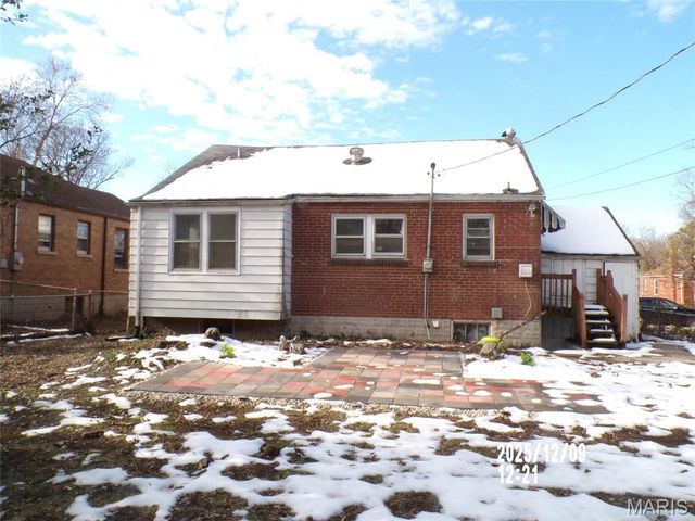 308 Henquin Drive, Ferguson, MO 63135